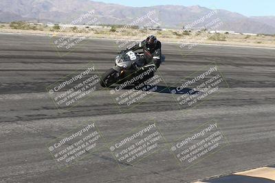 media/Jan-16-2026-CVMA Friday Practice (Fri) [[6f2bf47531]]/5-Racer 4-Trackday1/Session 2 (Bowl)/